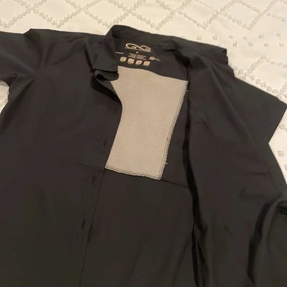 Gameguard Outdoors Vented Microfiber Button Down Shirt 🖤 - Picture 6 of 12